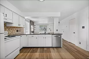 8100 Dunn St, Austin, TX 78745 - Photo 10