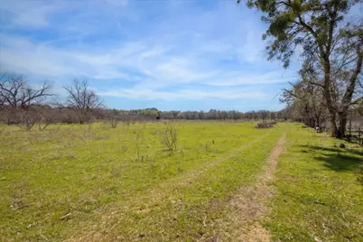 4975 E Highway 71 Highway E, Del Valle, TX 78617 - Photo 10
