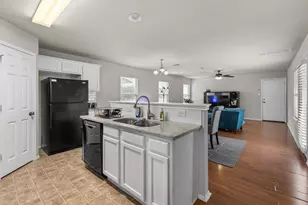 1602 Big Thicket Dr, Cedar Park, TX 78613 - Photo 10