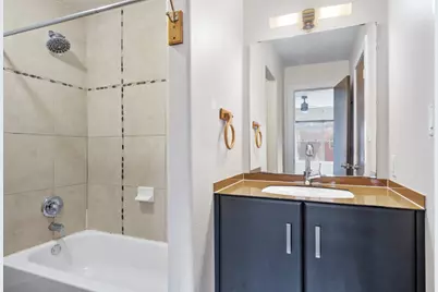 1101 Grove Boulevard #206, Austin, TX 78741 - Photo 4