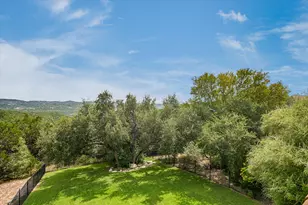 11617 Red Oak Valley Ln, Austin, TX 78732 - Photo 20