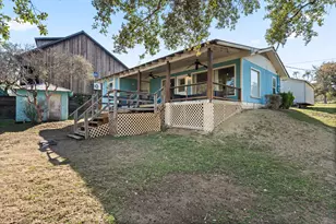 1327 Lakeshore Dr, Spicewood, TX 78669 - Photo 22