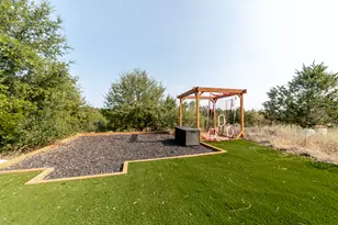 23801 Oscar Rd, Spicewood, TX 78669 - Photo 26