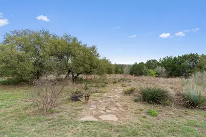 404 Skyline Road, Georgetown, TX 78628 - Photo 10