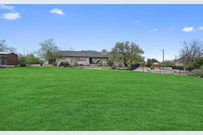 404 Skyline Road, Georgetown, TX 78628 - Photo 34