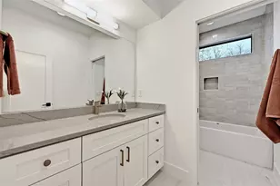 1802 Romeria Dr, Austin, TX 78757 - Photo 16