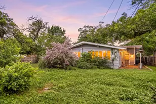 2802 Perry Ln, Austin, TX 78731 - Photo 16