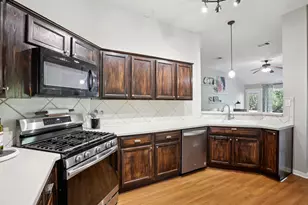 902 Ridgemont Cir, Leander, TX 78641 - Photo 8