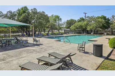 902 Ridgemont Circle, Leander, TX 78641 - Photo 32
