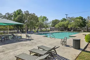 902 Ridgemont Cir, Leander, TX 78641 - Photo 32