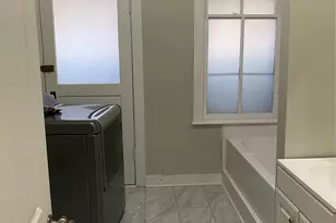 1006 Main St, Bastrop, TX 78602 - Photo 12