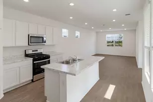 216 Constanza Trl, Bastrop, TX 78602 - Photo 6