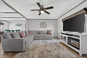 548 Casen St, Dale, TX 78616 - Photo 4