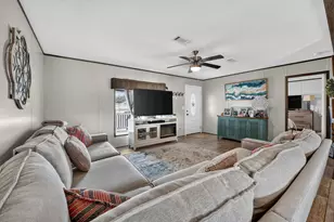 548 Casen St, Dale, TX 78616 - Photo 6