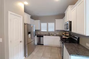 18412 Cumberland Gap St, Pflugerville, TX 78660 - Photo 2