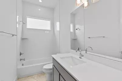 2050 Lohmans Spur Rd Unit 804, Lakeway, TX 78734 - Photo 8