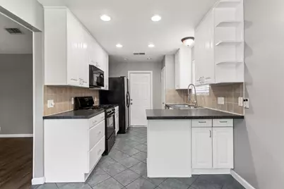 12103 Wycliff Lane, Austin, TX 78727 - Photo 14