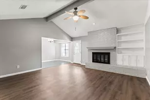 12103 Wycliff Ln, Austin, TX 78727 - Photo 6