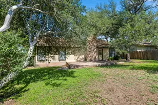 12103 Wycliff Ln, Austin, TX 78727 - Photo 34