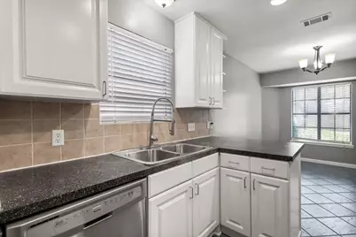 12103 Wycliff Lane, Austin, TX 78727 - Photo 16