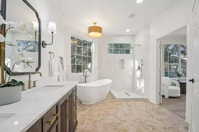 10 Lost Meadow Trail, The Hills, TX 78738 - Photo 16