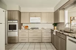 2708 Carnarvon Ln, Austin, TX 78704 - Photo 8
