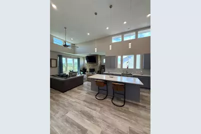 2108 Patriot Drive, Lago Vista, TX 78645 - Photo 4