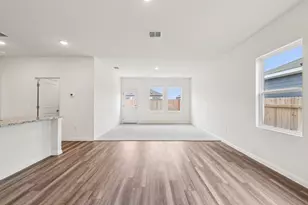 1516 Morris Loop, San Marcos, TX 78666 - Photo 6