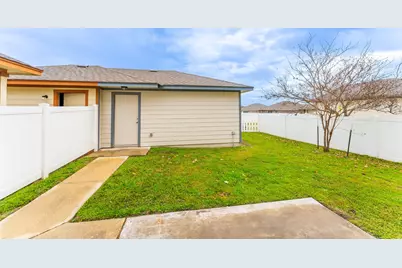 18509 Mammoth Cave Boulevard, Pflugerville, TX 78660 - Photo 20