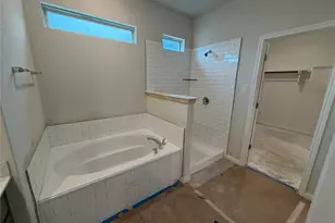 217 Leeland Dr, Liberty Hill, TX 78642 - Photo 22