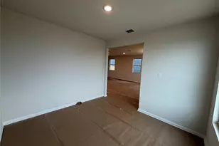 217 Leeland Dr, Liberty Hill, TX 78642 - Photo 10