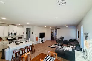 197 Everglades Dr, Kyle, TX 78640 - Photo 6