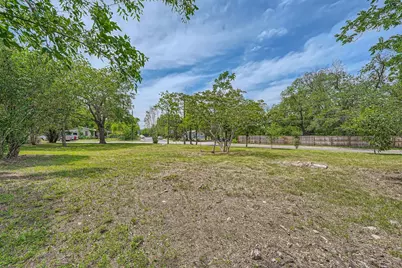 401 Oak Plaza, Austin, TX 78753 - Photo 12