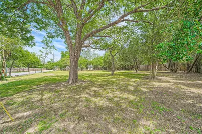 401 Oak Plaza, Austin, TX 78753 - Photo 4