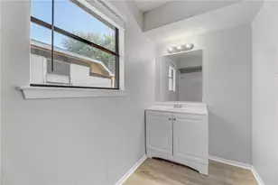 5645 Pinon Vista Dr, Austin, TX 78724 - Photo 10