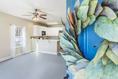 1210 E M Franklin Avenue #B, Austin, TX 78721 - Photo 4