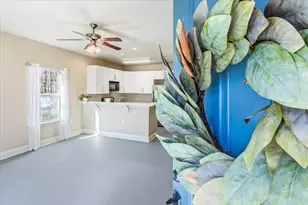 1210 E M. Franklin Ave, Austin, TX 78721 - Photo 4