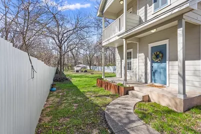 1210 E M Franklin Avenue #B, Austin, TX 78721 - Photo 1