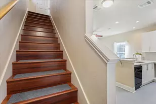 1210 E M. Franklin Ave, Austin, TX 78721 - Photo 16