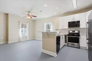 1210 E M. Franklin Ave, Austin, TX 78721 - Photo 12