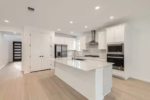 1208 Legends Ln, Georgetown, TX 78628 - Photo 8