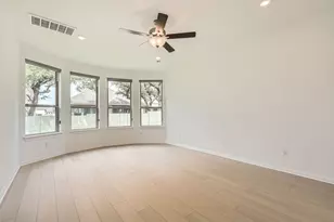 1208 Legends Ln, Georgetown, TX 78628 - Photo 10