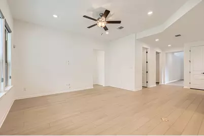 1208 Legends Lane, Georgetown, TX 78628 - Photo 4