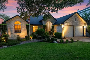 10839 Redmond Rd, Austin, TX 78739 - Photo 2