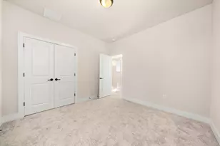 8417 Laughlin Ln, Austin, TX 78744 - Photo 18