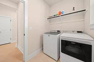 8417 Laughlin Ln, Austin, TX 78744 - Photo 12