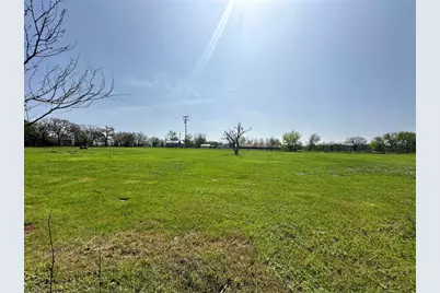 1860 County Road 333, Rockdale, TX 76567 - Photo 2