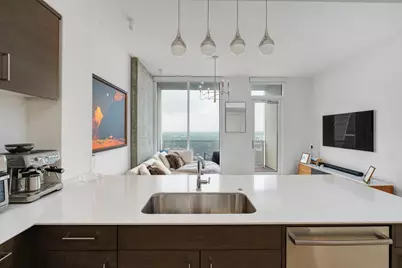 301 West Avenue #3806, Austin, TX 78701 - Photo 2