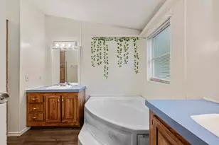 635 W Dittmar Rd, Austin, TX 78745 - Photo 20
