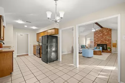 10703 Parkfield Drive, Austin, TX 78758 - Photo 10